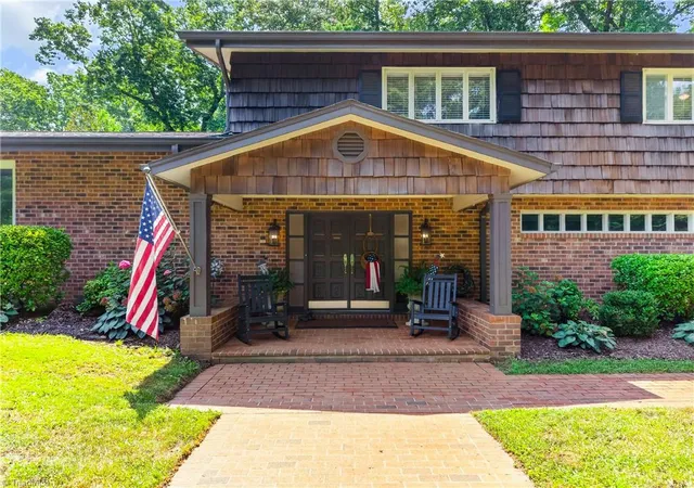 2nd image of 1941 Oak Dr, Asheboro, NC 27205 | MLS# 1230838
