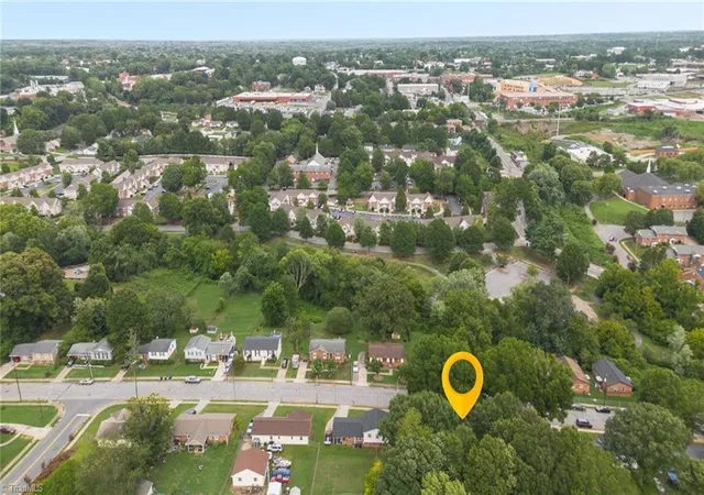 38th image of 1320 Underwood Ave, Winston Salem, NC 27105 | MLS# 1228611
