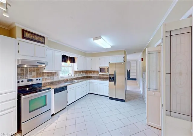 4th image of 1007 Shalimar Dr, High Point, NC 27262 | MLS# 1219096