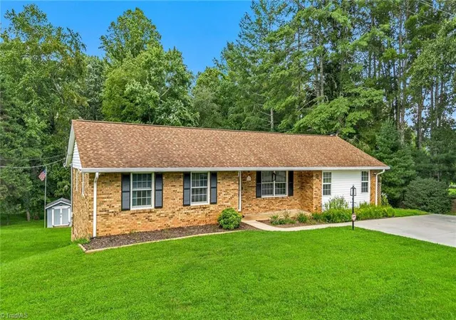 Photo 1 of Sale Pending at 289 Welcome Home Ch Rd, North Wilkesboro, NC 28659 | MLS# 1230465 | Listing updated on 2026-08-31