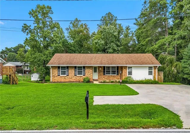 Photo 2 of Sale Pending at 289 Welcome Home Ch Rd, North Wilkesboro, NC 28659 | MLS# 1230465 | Listing updated on 2026-08-31