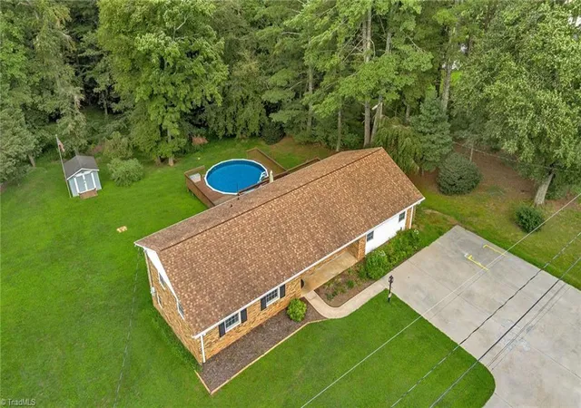 Photo 3 of Sale Pending at 289 Welcome Home Ch Rd, North Wilkesboro, NC 28659 | MLS# 1230465 | Listing updated on 2026-08-31