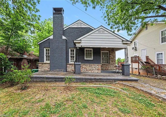 2nd image of 818 Hilltop St, High Point, NC 27260 | MLS# 1217877