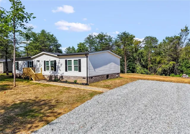 4th image of 242 Old Thomasville Rd, Winston Salem, NC 27107 | MLS# 1230350