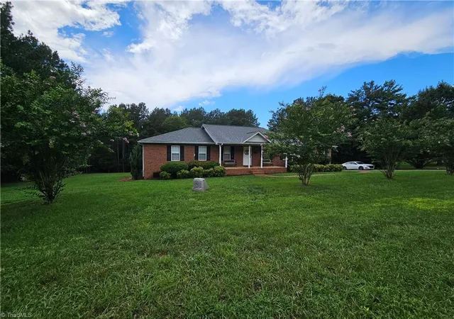 Photo 3 of Sale Pending at 306 Gardner Point Dr, Stony Point, NC 28678 | MLS# 1231217 | Listing updated on 2026-08-22