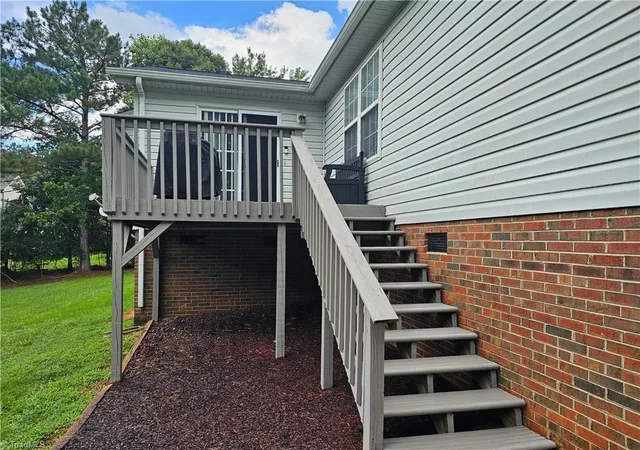 Photo 4 of Sale Pending at 306 Gardner Point Dr, Stony Point, NC 28678 | MLS# 1231217 | Listing updated on 2026-08-22
