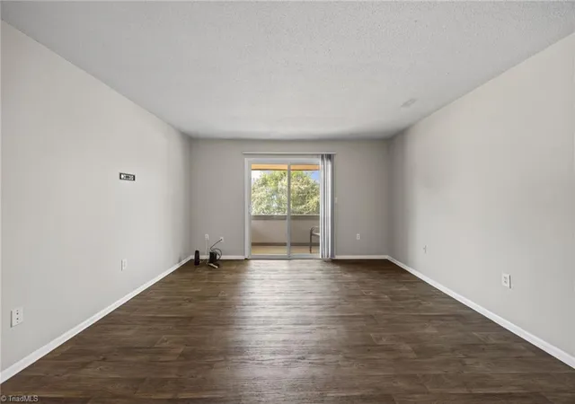 Homes for sale in Winston Salem, NC | 2240 Sunderland Rd #55N, Winston Salem, NC 27103 | MLS# 1216010