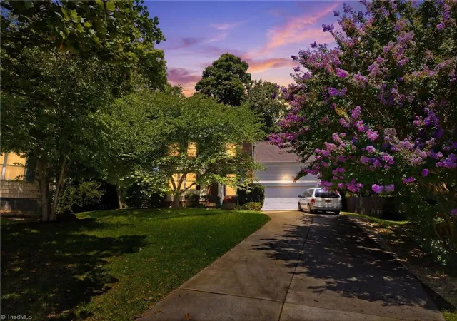 Photo 2 of Single family home for sale at 9220 Garnet Fld Ct, Charlotte, NC 28269 | MLS# 1228852 | Listing updated on 2026-07-25