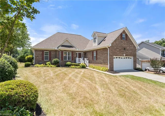 Single family home for sale at 8140 Spring Holw Ct, Belews Creek, NC 27009 | MLS# 1224738