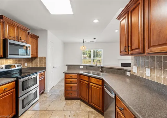 Photo 2 of Single family home for sale at 8140 Spring Holw Ct, Belews Creek, NC 27009 | MLS# 1224738 | Listing updated on 2026-09-10