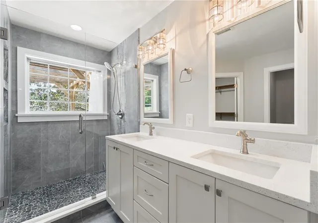 Photo 3 of Single family home for sale at 8140 Spring Holw Ct, Belews Creek, NC 27009 | MLS# 1224738 | Listing updated on 2026-09-10