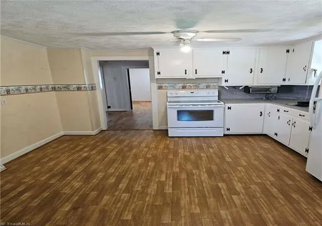 5th image of 226 E Elm St, Mount Airy, NC 27030 | MLS# 1223479