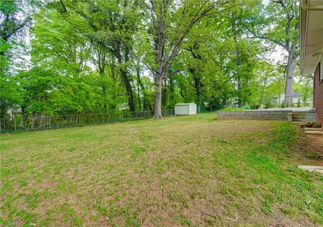 33rd image of 3915 Avera Ave, Winston Salem, NC 27106 | MLS# 1210268