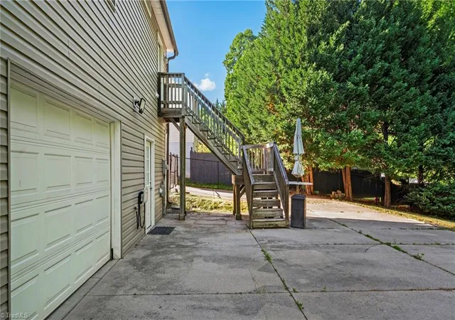 4th image of 1743 Willa Pl Dr, Kernersville, NC 27284 | MLS# 1216198