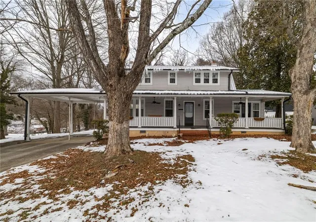 Photo 1 of Single family home for sale at 1102 Courtland Ave, Reidsville, NC 27320 | MLS# 1208417 | Listing updated on 2026-05-23