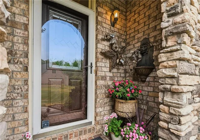 2nd image of 4221 Pennfield Wy, High Point, NC 27262 | MLS# 1218046