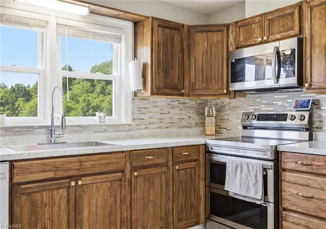 5th image of 5406 Reidsville Rd, Walkertown, NC 27009 | MLS# 1218838