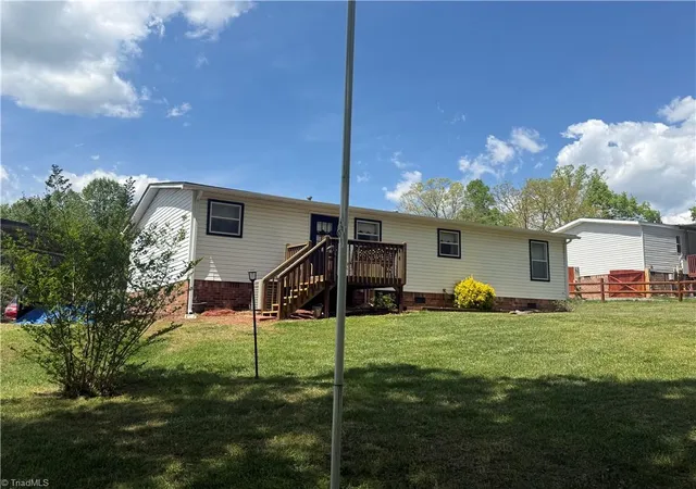 Homes for sale in Mount Airy, NC | 231 Cp Riddle Trl, Mount Airy, NC 27030 | MLS# 1216458