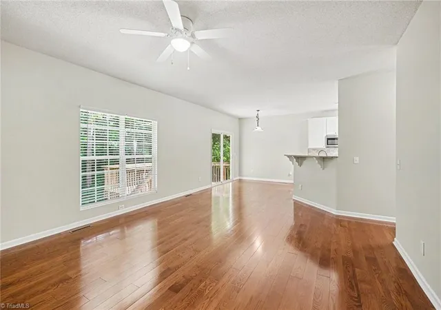 Homes for sale in Winston Salem, NC | 349 Ivy Park Ln, Winston Salem, NC 27104 | MLS# 1220469