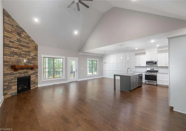 Photo 4 of Single family home for sale at 7016 Westfield Village Cir, Summerfield, NC 27358 | MLS# 1228620 | Listing updated on 2026-09-14