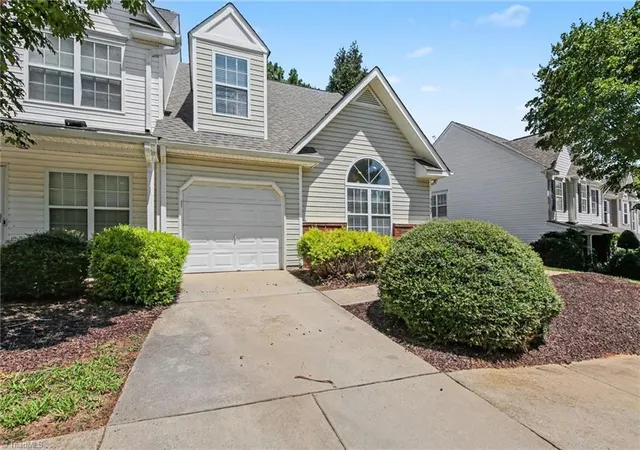Photo 2 of Sale Pending at 3367 Victoria Park Ln, Winston Salem, NC 27103 | MLS# 1230381 | Listing updated on 2026-09-06