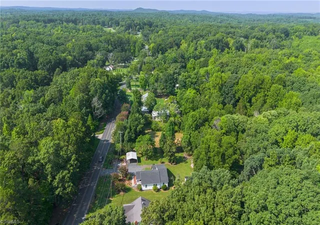 36th image of 1106 Mack Rd, Asheboro, NC 27205 | MLS# 1229569