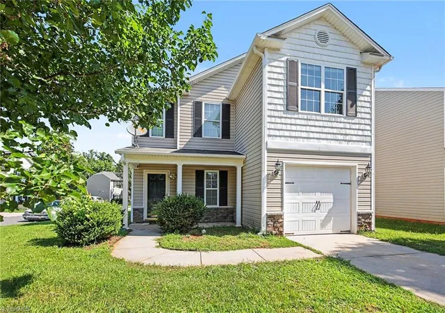 Photo 2 of Single family home for sale at 635 Popes Crk Rd, Kernersville, NC 27284 | MLS# 1230032 | Listing updated on 2026-09-09