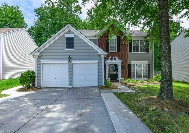4th image of 3414 Nottaway Dr, Jamestown, NC 27282 | MLS# 1225290