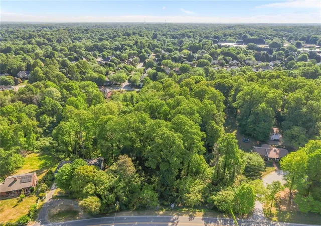 5th image of 1226 Jefferson Rd #A, B, Greensboro, NC 27410 | MLS# 1216626
