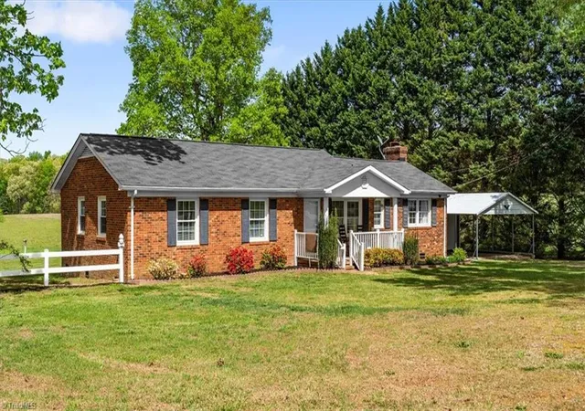 Photo 3 of Single family home for sale at 5531 Osceola Ossipee Rd, Browns Summit, NC 27214 | MLS# 1214865 | Listing updated on 2026-10-07