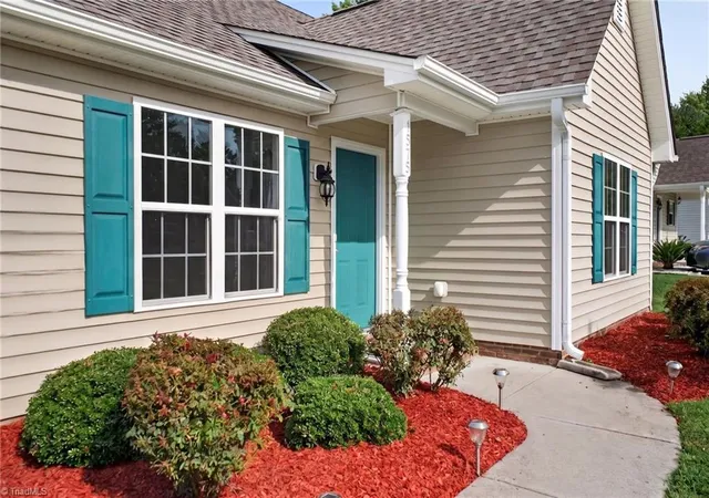 Photo 3 of Sale Pending at 1575 Farningham Ln, Burlington, NC 27215 | MLS# 1228873 | Listing updated on 2026-09-16