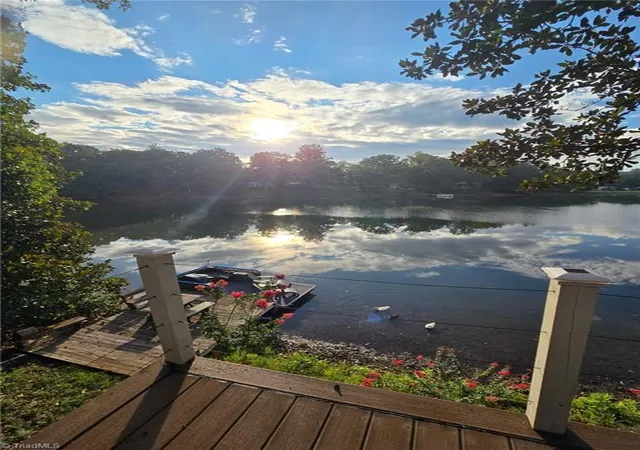 2nd image of 1263 Lakeshore Ln, Mount Airy, NC 27030 | MLS# 1231409