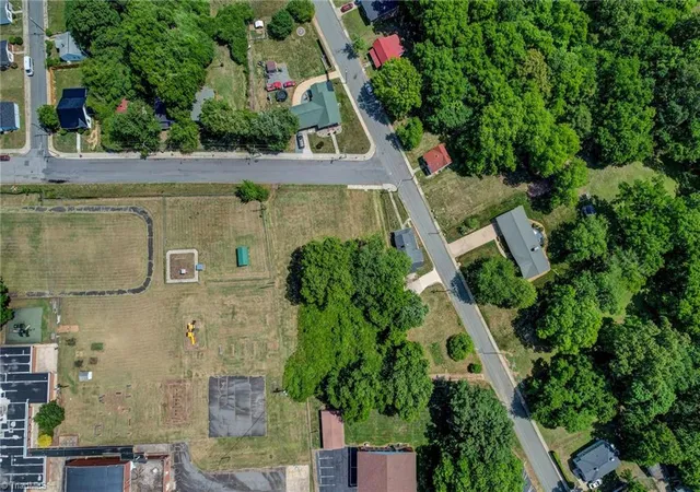 Homes for sale in Reidsville, NC | 317 Holderby St, Reidsville, NC 27320 | MLS# 1223850