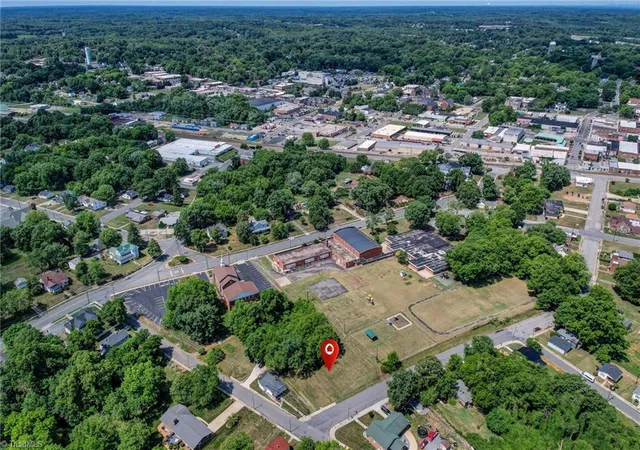 Homes for sale in Reidsville, NC | 317 Holderby St, Reidsville, NC 27320 | MLS# 1223850