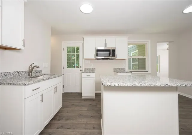 4th image of 1629 Rockford St, Winston Salem, NC 27107 | MLS# 1231562