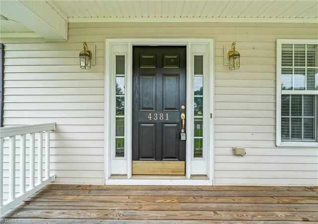 Photo 4 of Single family home for sale at 4381 Stone Forest Ct, Winston Salem, NC 27105 | MLS# 1229566 | Listing updated on 2026-08-09