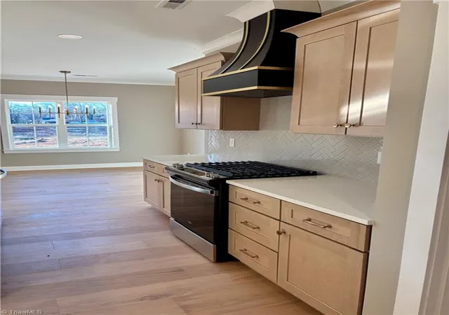 Photo 3 of Sale Pending at 121 Sandpiper Dr, Lexington, NC 27295 | MLS# 1206375 | Listing updated on 2026-10-14