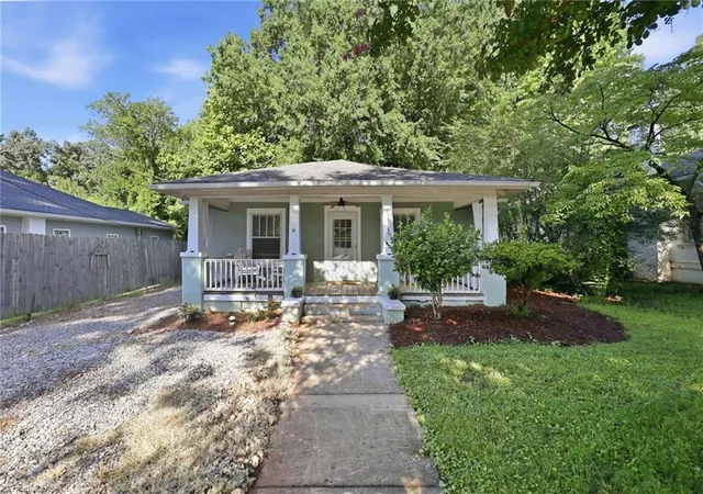 2nd image of 1313 Prescott Pl, High Point, NC 27262 | MLS# 1231662