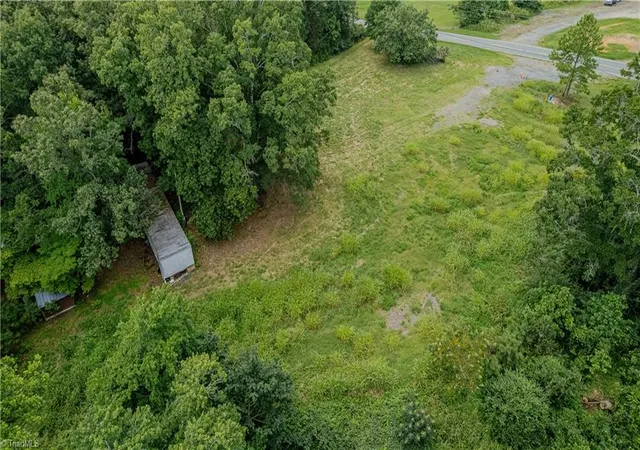 Photo 4 of Sale Pending at 4444 Mebane Oaks Rd, Mebane, NC 27302 | MLS# 1231614 | Listing updated on 2026-09-19