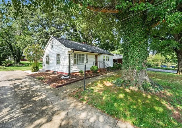 5th image of 418 Felts Dr, King, NC 27021 | MLS# 1231480