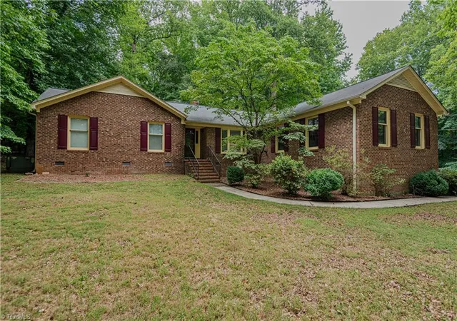 Photo 1 of Sale Pending at 2603 Crescent Hl Dr, Mebane, NC 27302 | MLS# 1224802 | Listing updated on 2026-10-28