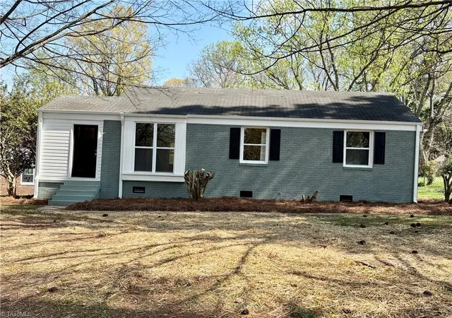 Photo 1 of Single family home for sale at 1331 Revere Rd, Winston Salem, NC 27103 | MLS# 1213702 | Listing updated on 2026-10-01