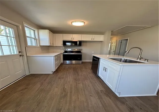 Photo 3 of Single family home for sale at 1331 Revere Rd, Winston Salem, NC 27103 | MLS# 1213702 | Listing updated on 2026-10-01