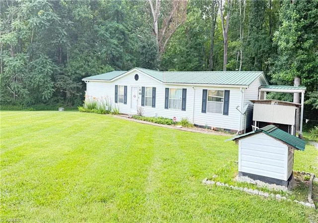 2nd image of 3634 Rockford Rd, Dobson, NC 27017 | MLS# 1227182