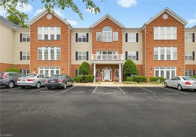 1st image of 524 College Rd #204, Greensboro, NC 27410 | MLS# 1229692