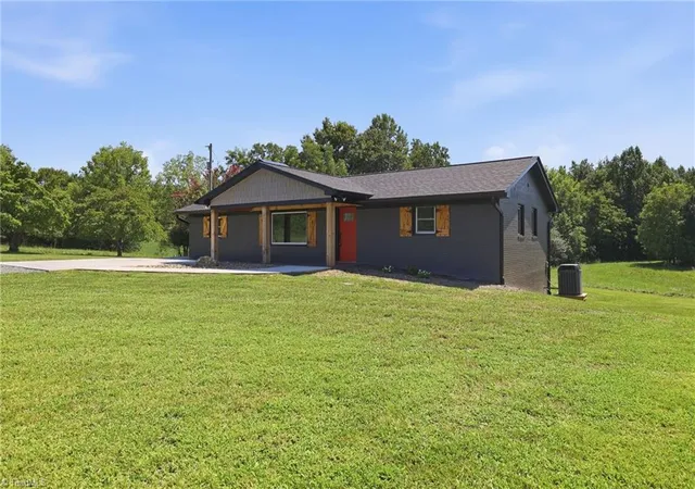 Photo 46 of Single family home for sale at 1195 Rogers Rd, Mount Airy, NC 27030 | MLS# 1233595 | Listing updated on 2026-09-05