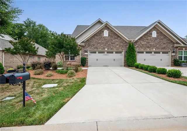 3rd image of 2934 York Pl Dr, Walkertown, NC 27051 | MLS# 1224086