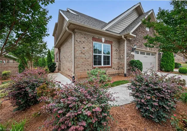 5th image of 2934 York Pl Dr, Walkertown, NC 27051 | MLS# 1224086