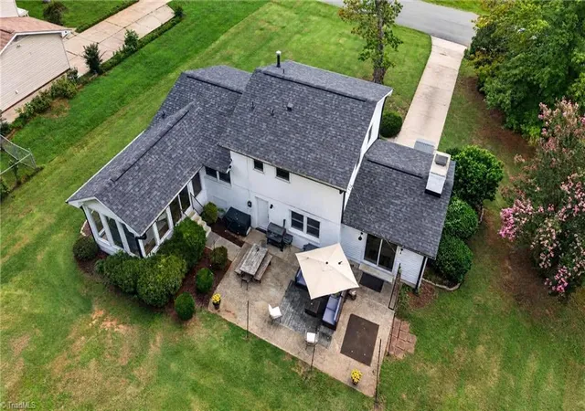 2nd image of 5722 Friendswood Dr, Greensboro, NC 27409 | MLS# 1231766