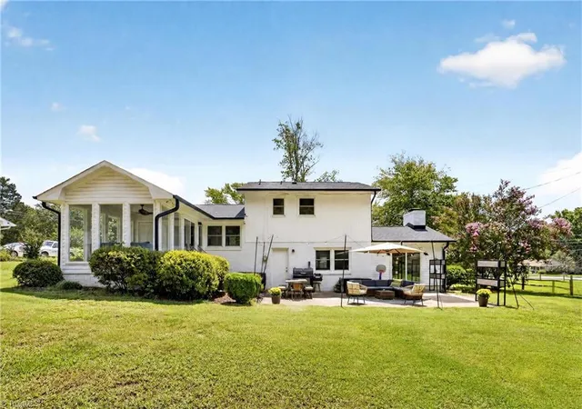 4th image of 5722 Friendswood Dr, Greensboro, NC 27409 | MLS# 1231766